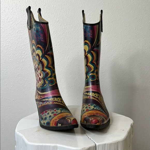 🎨 NOMAD “Yippy” Monet Rain Boots – Size 6 – Funky, Colorful, Fabulous! (1509) - Picture 5 of 13